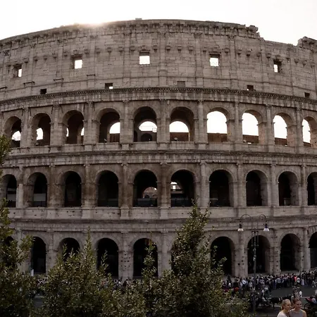 Roofrhome شقة روما